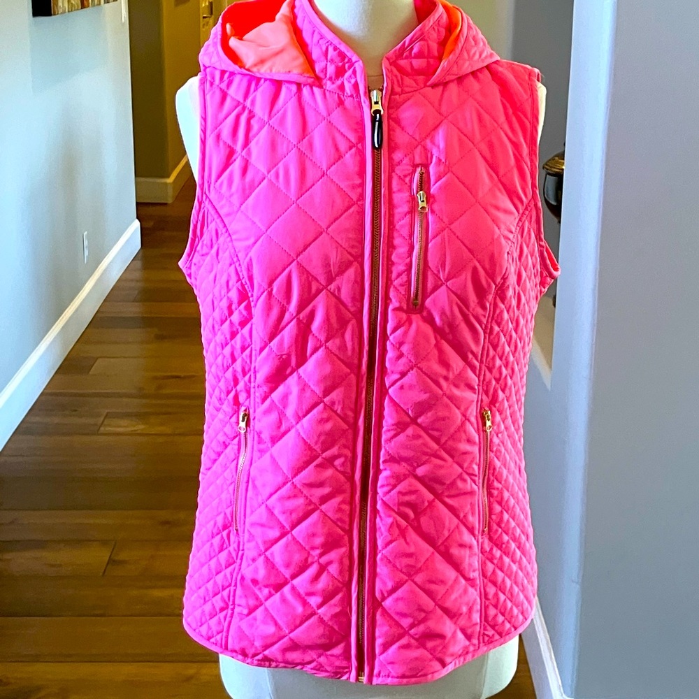Crown Ivey Quilted Vest, Pink and Orange, L